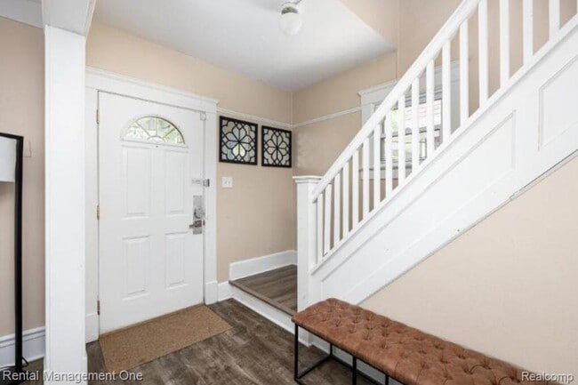 Building Photo - 508 Miller Ave