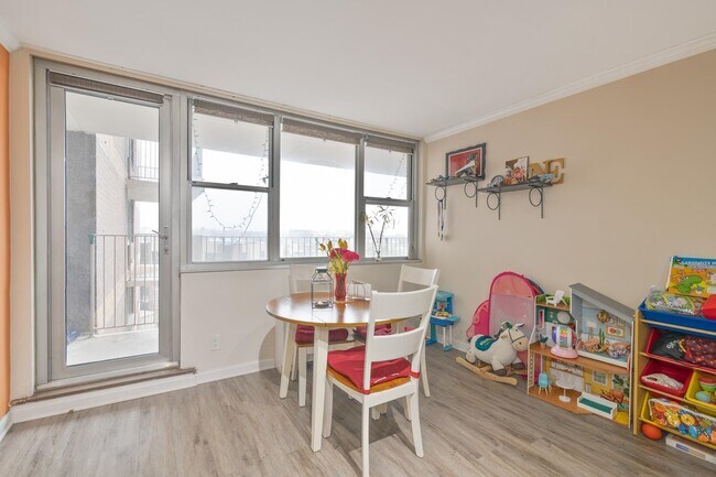 Foto del edificio - 6040 Boulevard E