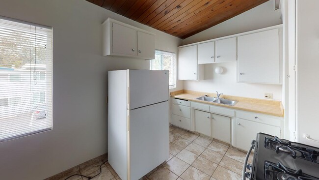 Foto del edificio - 1252 E Foothill Blvd