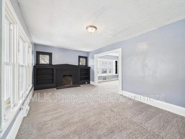 Foto del edificio - 594 Columbia Ave