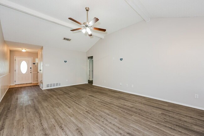 Building Photo - 1104 Havenbrook Dr