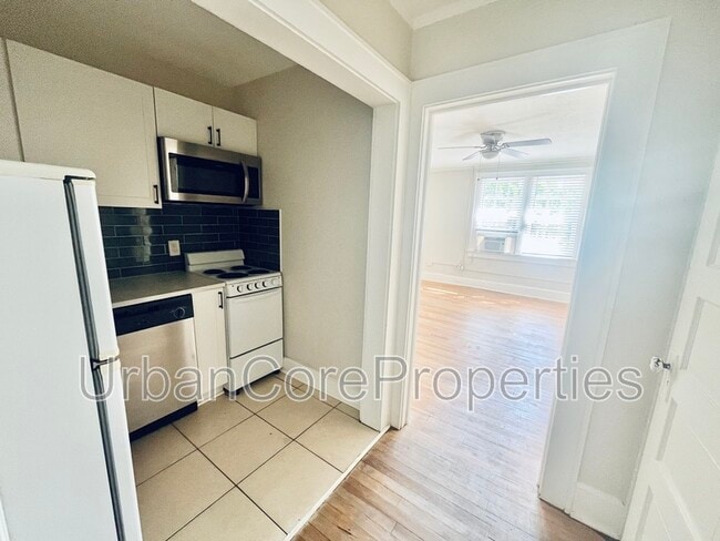 Foto del edificio - 360 13th Ave NE