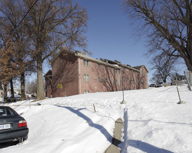 Building Photo - Church Hill Apartments