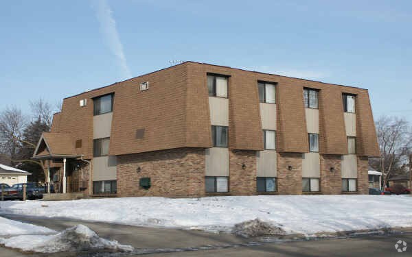 Primary Photo - 250 Marble St