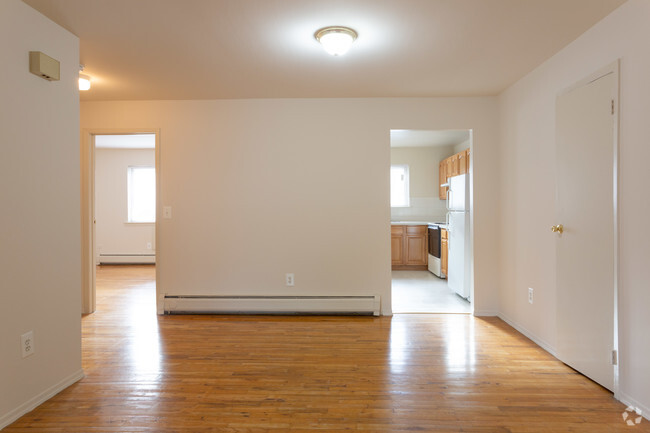 Dining Area - Ridgedale Gardens