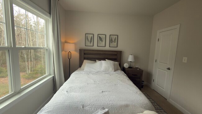 Foto del edificio - 8518 Laroque Run Dr