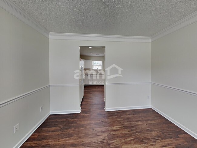 Foto del edificio - 3601 Edgeview Dr