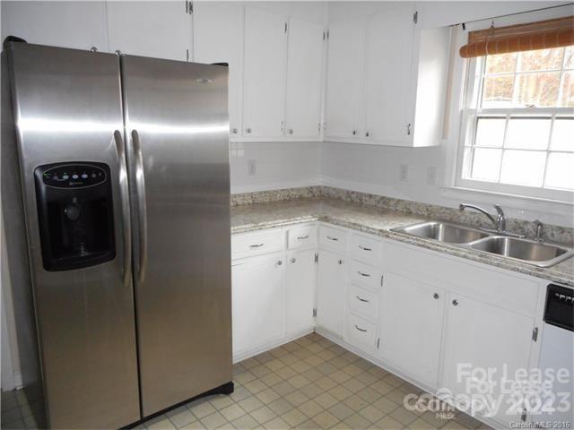 Foto del edificio - 7426 Kilcullen Dr