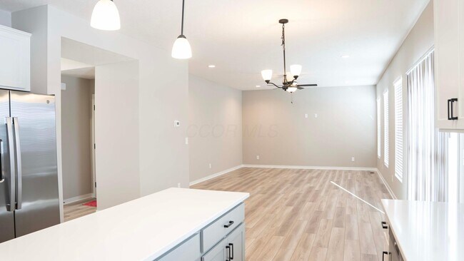 Building Photo - 1717 Longhill Dr