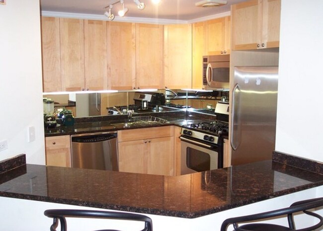 Cocina - 6102 N Sheridan Rd
