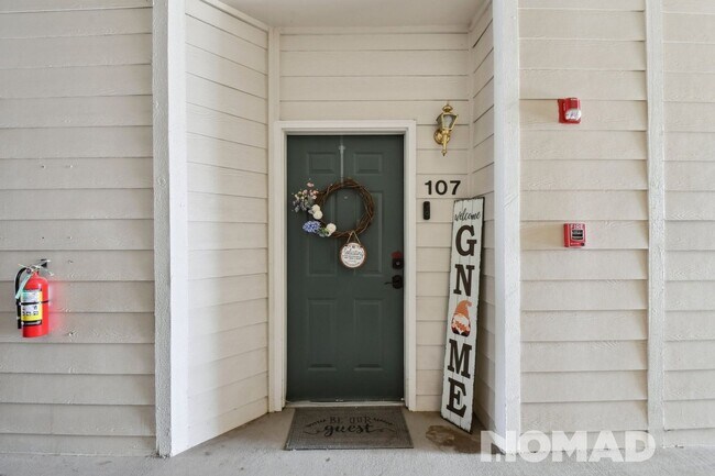 Building Photo - Charming 2BR Condo in Aurora