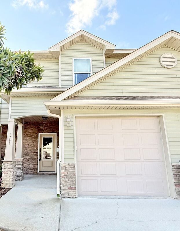 Building Photo - 1737 Sound Haven Ct