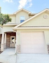 Building Photo - 1737 Sound Haven Ct