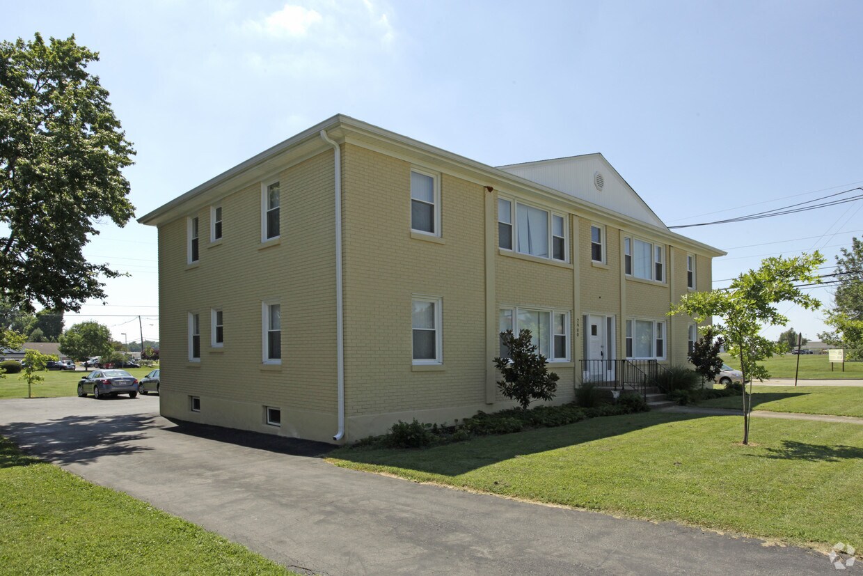 Foto del edificio - 2900 Abigail Dr