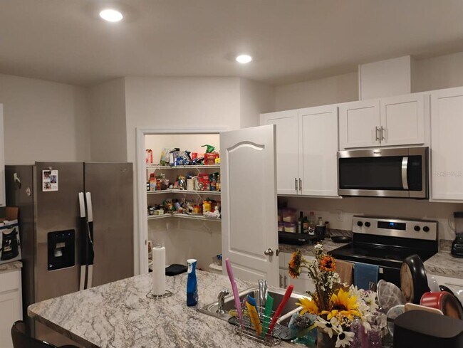 Building Photo - 1349 Daisy Feild Dr