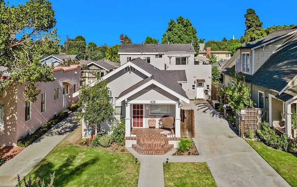 Primary Photo - 2BD/1BA Charming Bungalow in Belmont Heights