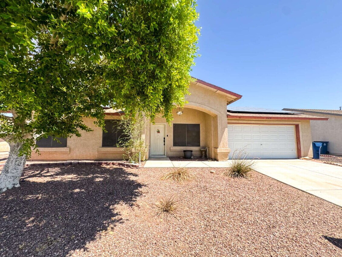 Primary Photo - "Charming 3-Bed, 2-Bath Solar and Pool Home!"