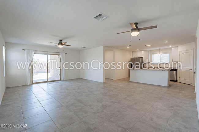 Foto del edificio - 10611 W Halsey Dr