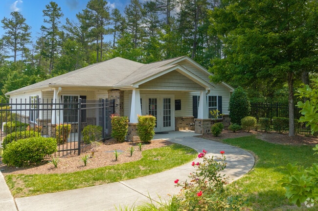 Building Photo - Juliet Place Apartment Homes