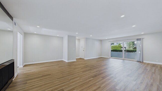 Building Photo - fai420