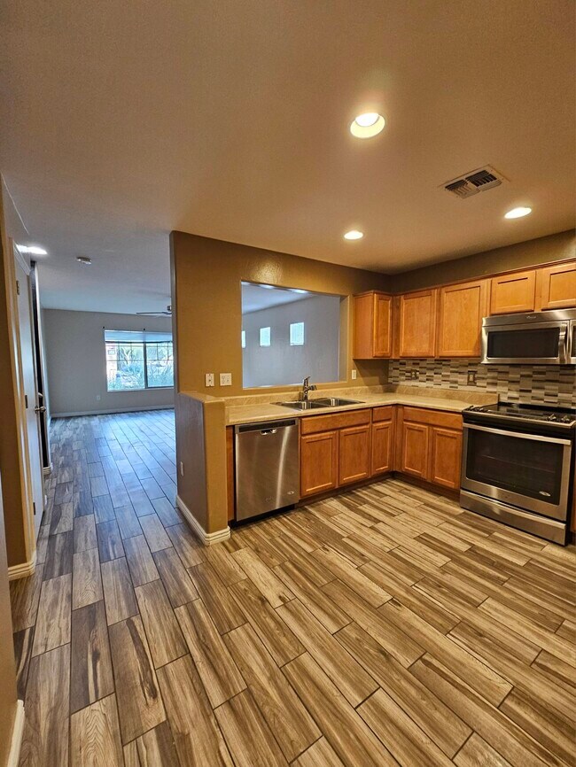 Building Photo - 6047 S Cedar Elm Ln