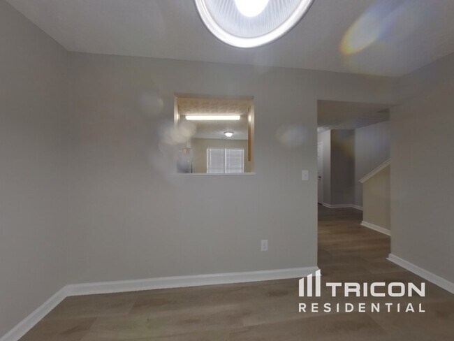 Foto del edificio - 3038 Waldrop Cir