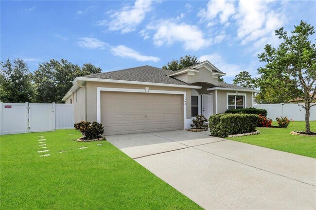 Foto del edificio - 1304 Cedar Rock Pl