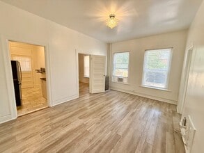 Building Photo - 1311 N Downing St