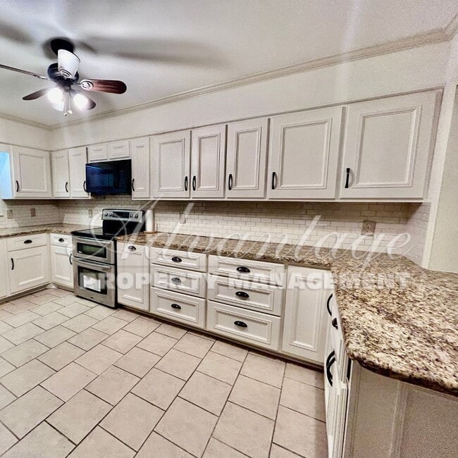 Building Photo - Schedule today to see this  Single Family ...