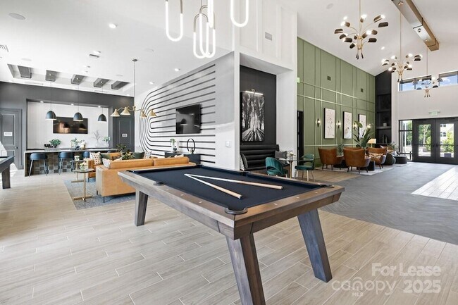 Foto del edificio - 13330 Maize Ln