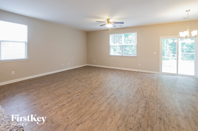 Foto del edificio - 510 Wayton Cir