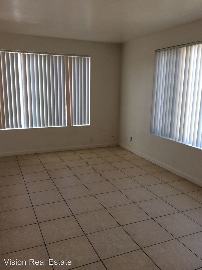 Building Photo - 80 S 900 E St E