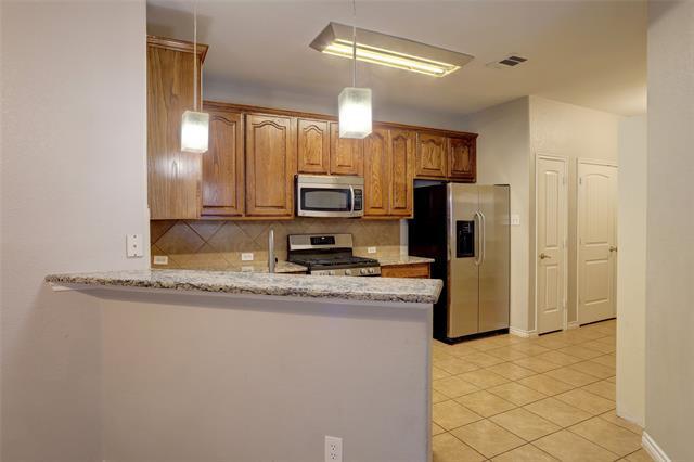 Foto del edificio - 5916 Round Up Ln