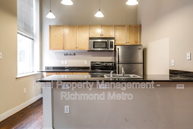 Foto del edificio - 1321 1/2 E. Main St.