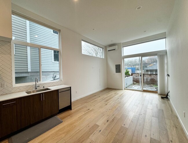 Foto del edificio - Modern Townhome in Jackson Place