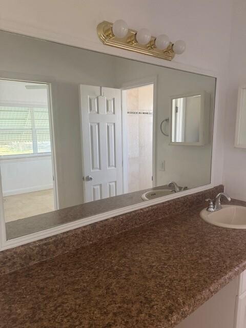 Foto del edificio - 1911 NE 8th Ct