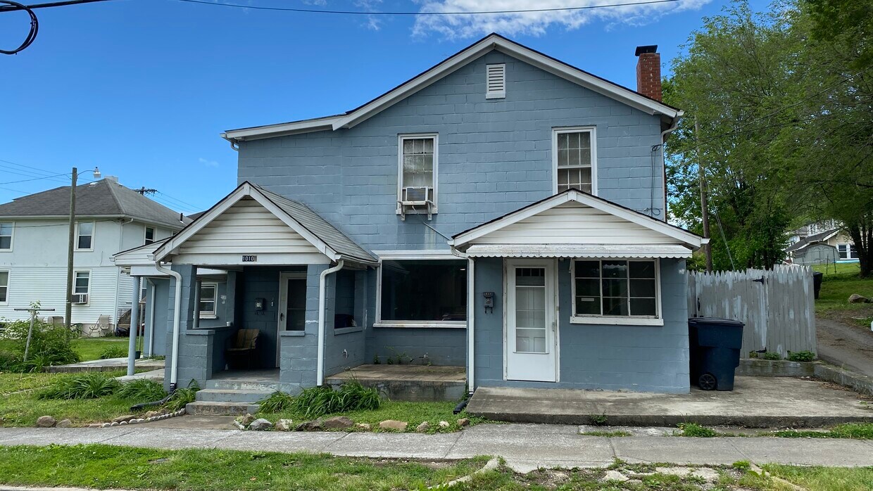 Primary Photo - 1010 Piedmont St SE