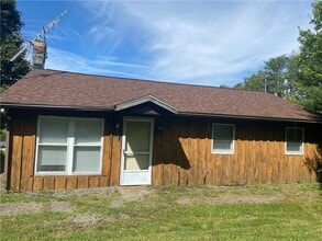 Building Photo - 1823 Newman Rd