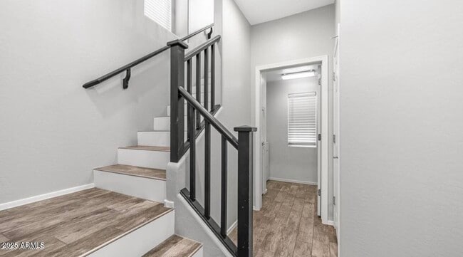 Building Photo - 10296 W Sands Dr