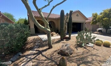 Building Photo - 39519 N White Tail Ln