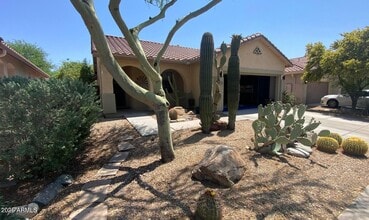 Building Photo - 39519 N White Tail Ln