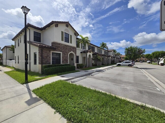 Foto del edificio - 9267 W 34th Ct