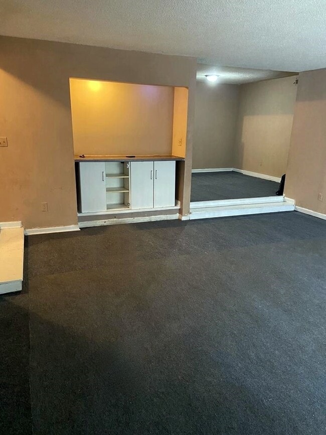 Photo - 3575 Oakvale Rd Apartment