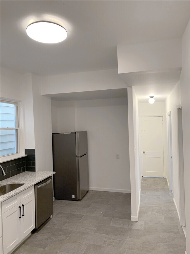 Foto del edificio - 124 73rd St