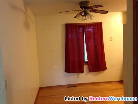Foto del edificio - 13565 Newlander Ave