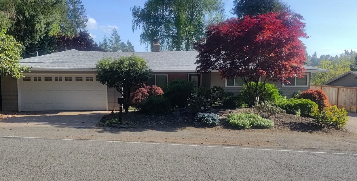 Foto principal - 5269 SW Dosch Rd