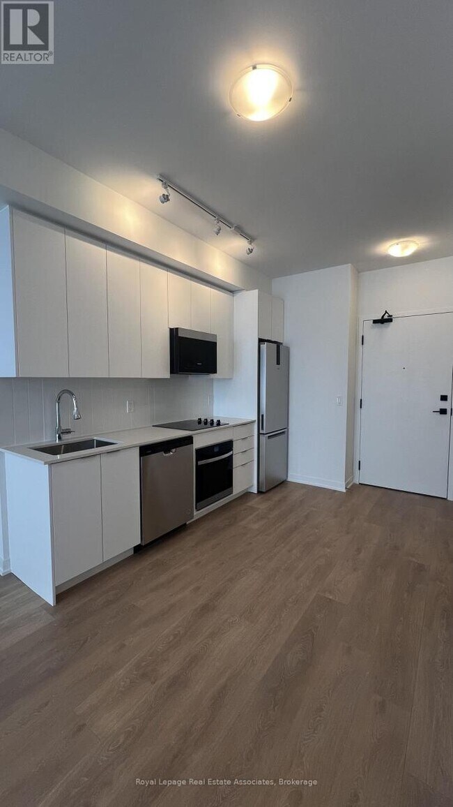 Photo du bâtiment - 498 Caldari Rd