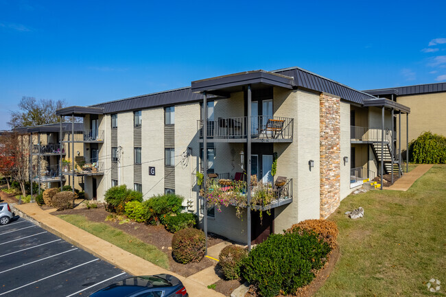 Building Photo - The Avenue Nashville West