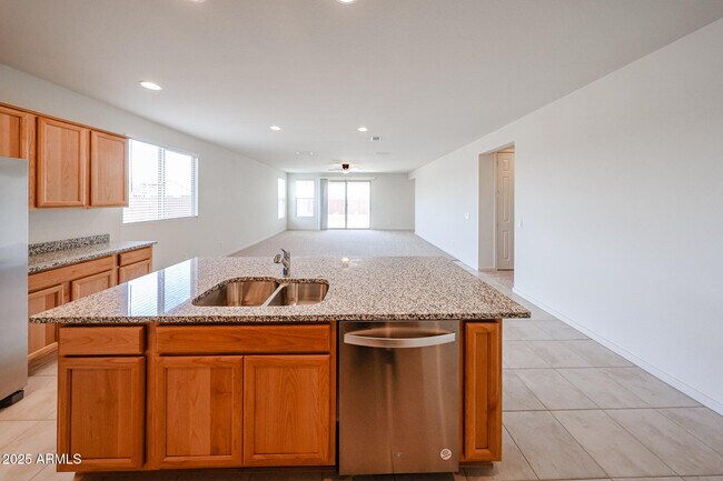 Building Photo - 25413 N 172nd Ln