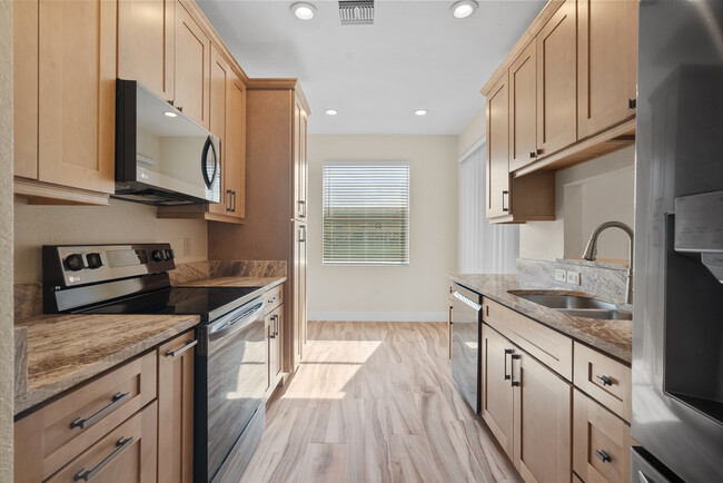 Building Photo - 7543 SW Herrington Ln